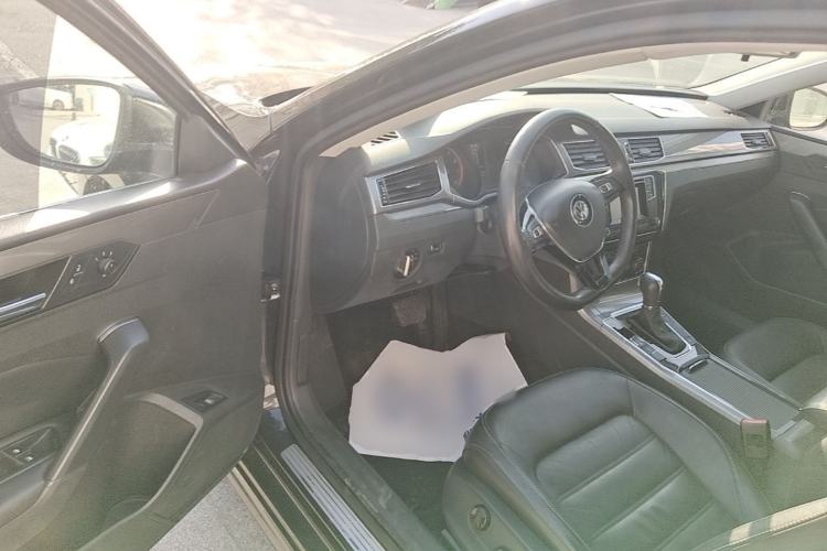 Used Volkswagen Passat 2016 280TSI DSG Prestige Edition Driver Seat