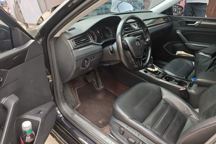 Used Volkswagen Passat 2016 330TSI DSG Prestige Edition Driver Seat