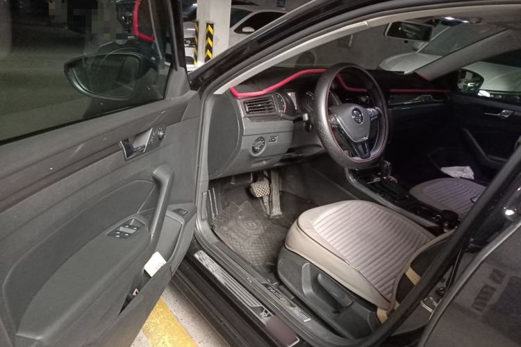 Used Volkswagen Passat 2016 280TSI DSG Prestige Edition Driver Seat