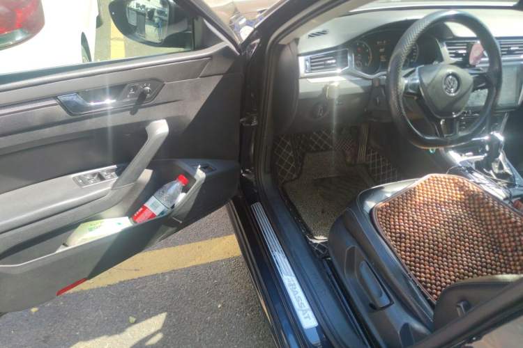 Used Volkswagen Passat 2016 1.8T Government Procurement Version (CEA Engine + 6AT) Driver Seat