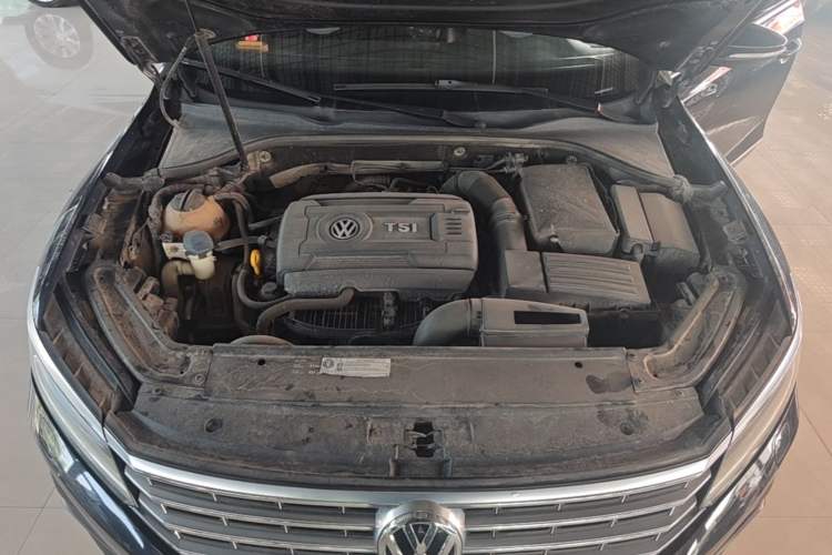 Used Volkswagen Passat 2016 380TSI DSG Prestige Edition Engine Bay