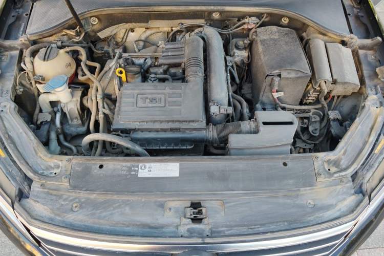 Used Volkswagen Passat 2016 280TSI DSG Prestige Edition Engine Bay