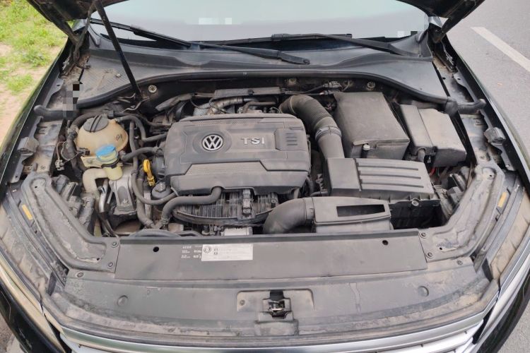 Used Volkswagen Passat 2016 330TSI DSG Prestige Edition Engine Bay