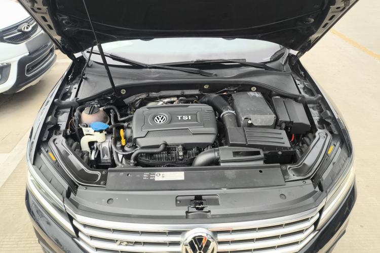 Used Volkswagen Passat 2016 330TSI DSG Prestige Edition Engine Bay