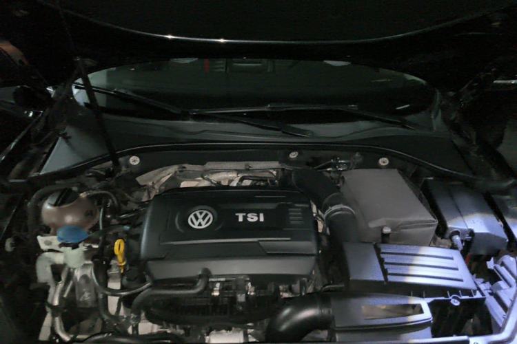 Used Volkswagen Passat 2016 330TSI DSG Prestige Edition Engine Bay