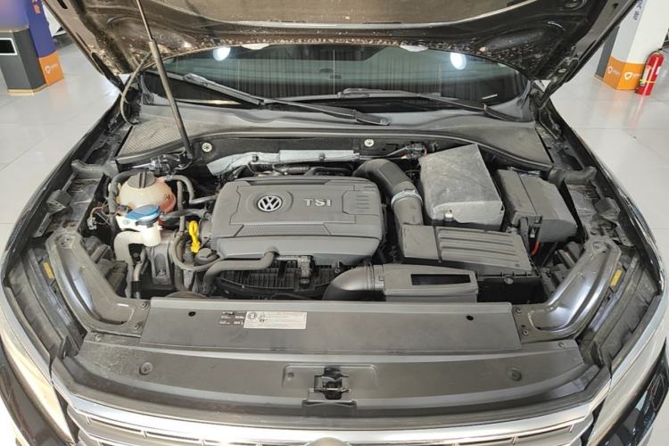 Used Volkswagen Passat 2016 330TSI DSG Prestige Edition Engine Bay