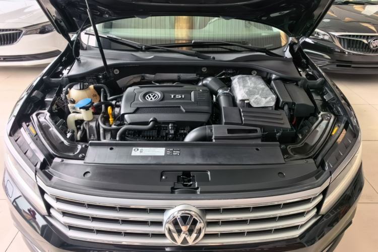 Used Volkswagen Passat 2016 330TSI DSG Prestige Edition Engine Bay