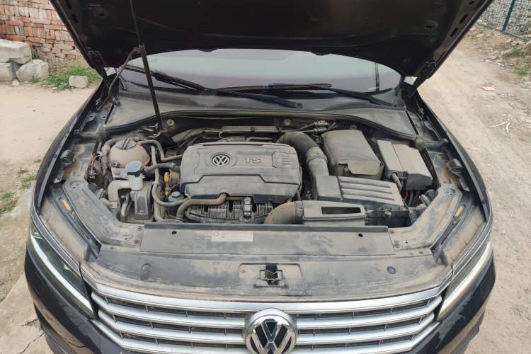 Used Volkswagen Passat 2016 330TSI DSG Prestige Edition Engine Bay