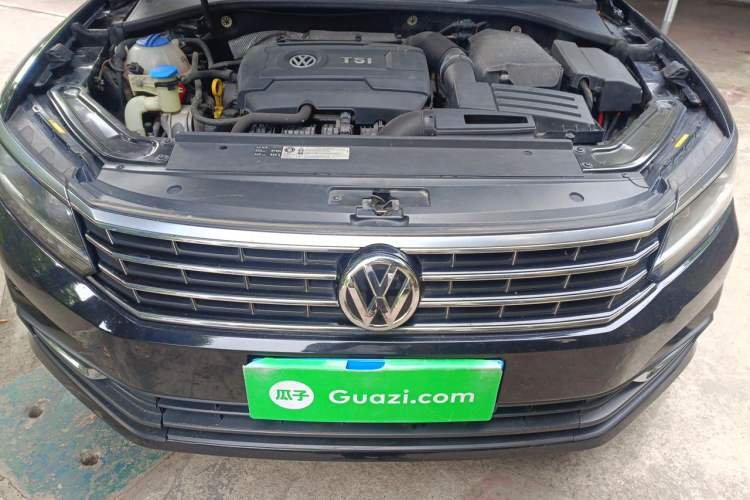 Used Volkswagen Passat 2016 330TSI DSG Luxury Edition Engine Bay
