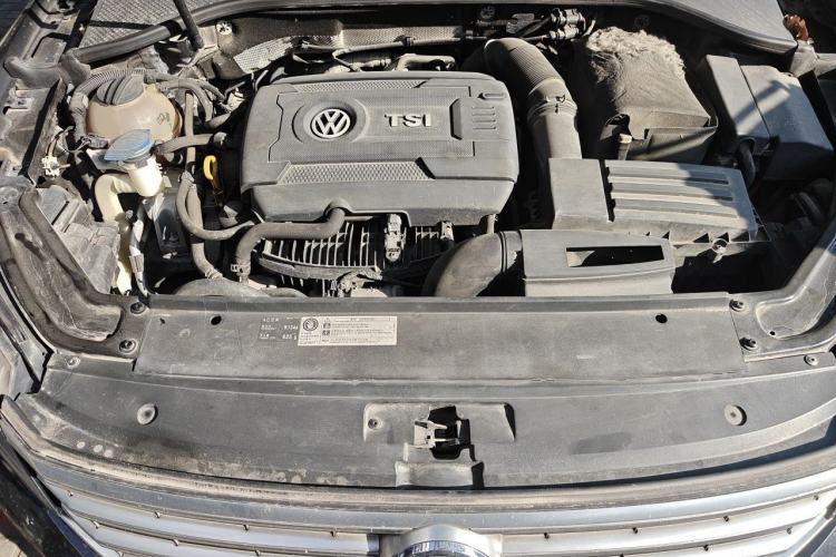 Used Volkswagen Passat 2016 330TSI DSG Prestige Edition Engine Bay