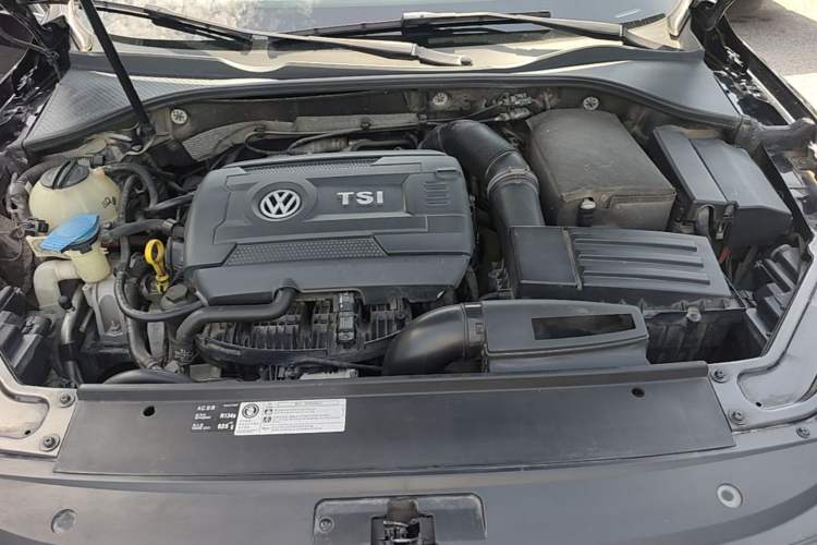 Used Volkswagen Passat 2016 330TSI DSG Prestige Edition Engine Bay