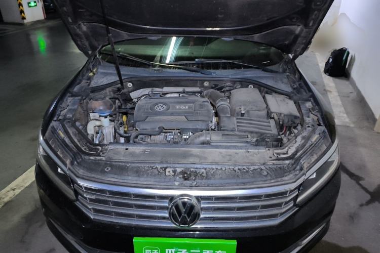 Used Volkswagen Passat 2016 330TSI DSG Prestige Edition Engine Bay