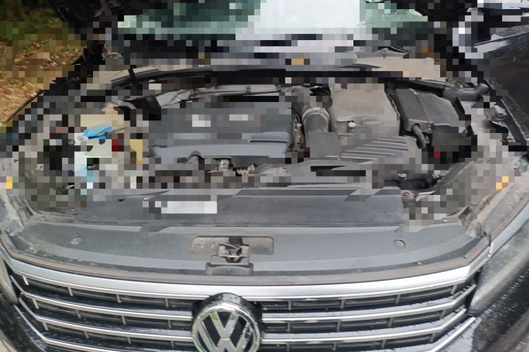Used Volkswagen Passat 2016 330TSI DSG Luxury Edition Engine Bay