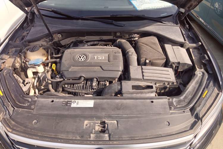 Used Volkswagen Passat 2016 330TSI DSG Luxury Edition Engine Bay