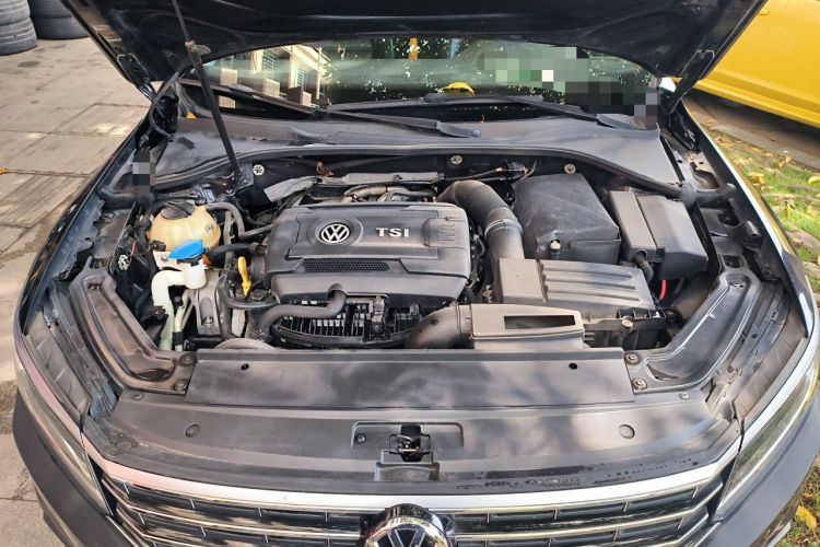 Used Volkswagen Passat 2016 330TSI DSG Luxury Edition Engine Bay