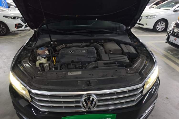 Used Volkswagen Passat 2016 330TSI DSG Prestige Edition Engine Bay