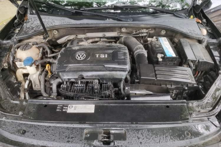 Used Volkswagen Passat 2016 330TSI DSG Prestige Edition Engine Bay