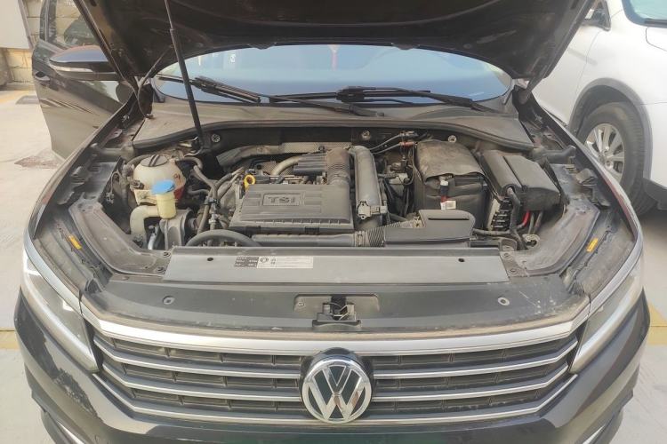Used Volkswagen Passat 2016 280TSI DSG Prestige Edition Engine Bay