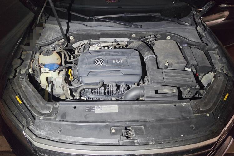 Used Volkswagen Passat 2016 330TSI DSG Luxury Edition Engine Bay