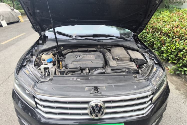 Used Volkswagen Passat 2016 330TSI DSG Prestige Edition Engine Bay