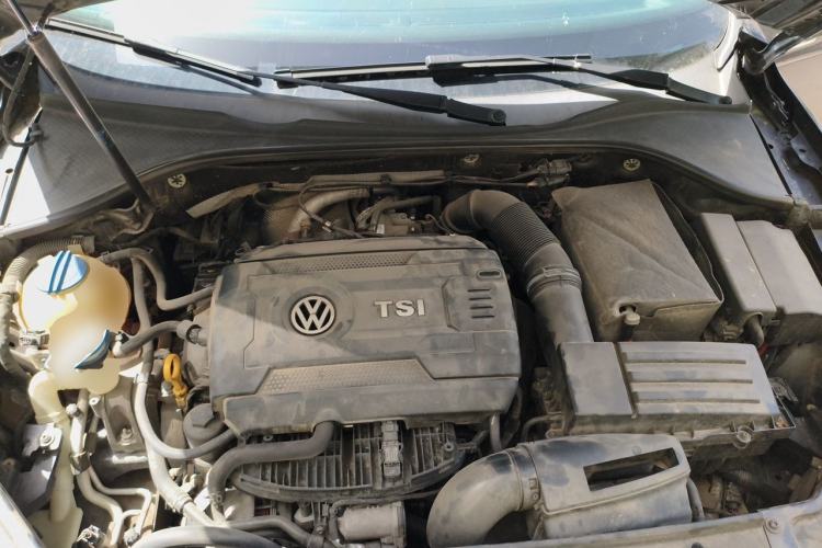 Used Volkswagen Passat 2016 330TSI DSG Luxury Edition Engine Bay