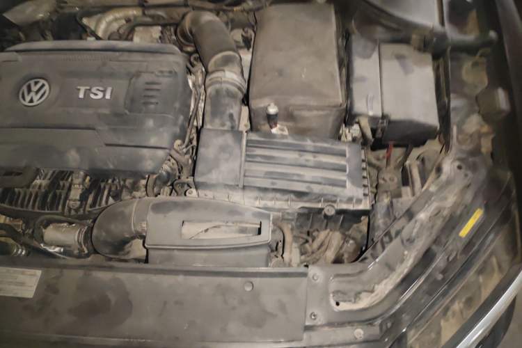 Used Volkswagen Passat 2016 330TSI DSG Prestige Edition Engine Bay Left