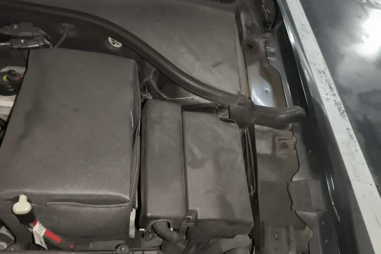 Used Volkswagen Passat 2016 330TSI DSG Prestige Edition Engine Bay Left