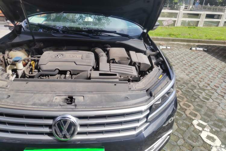 Used Volkswagen Passat 2016 330TSI DSG Prestige Edition Engine Bay Left