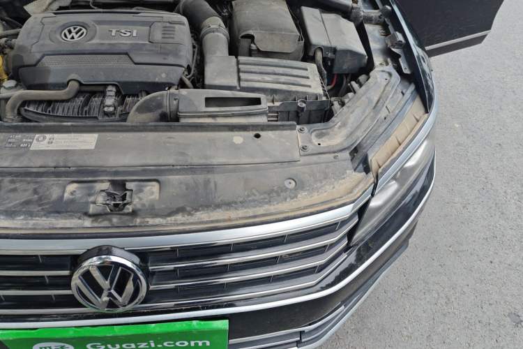 Used Volkswagen Passat 2016 330TSI DSG Prestige Edition Engine Bay Left
