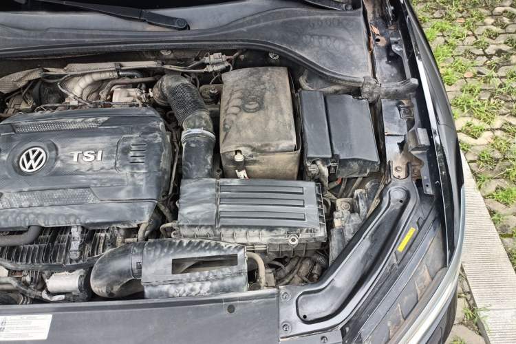 Used Volkswagen Passat 2016 330TSI DSG Prestige Edition Engine Bay Left
