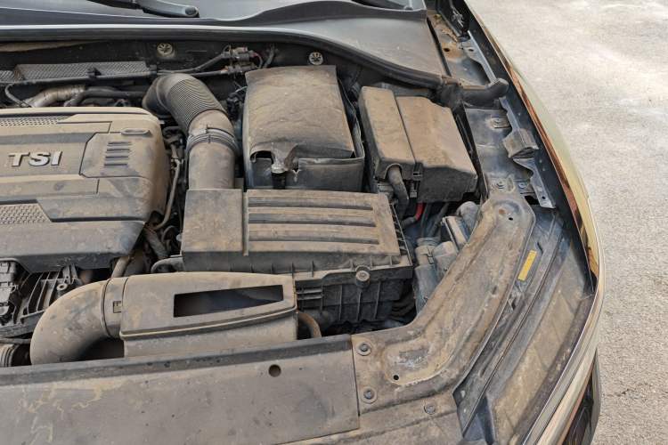 Used Volkswagen Passat 2016 330TSI DSG Prestige Edition Engine Bay Left