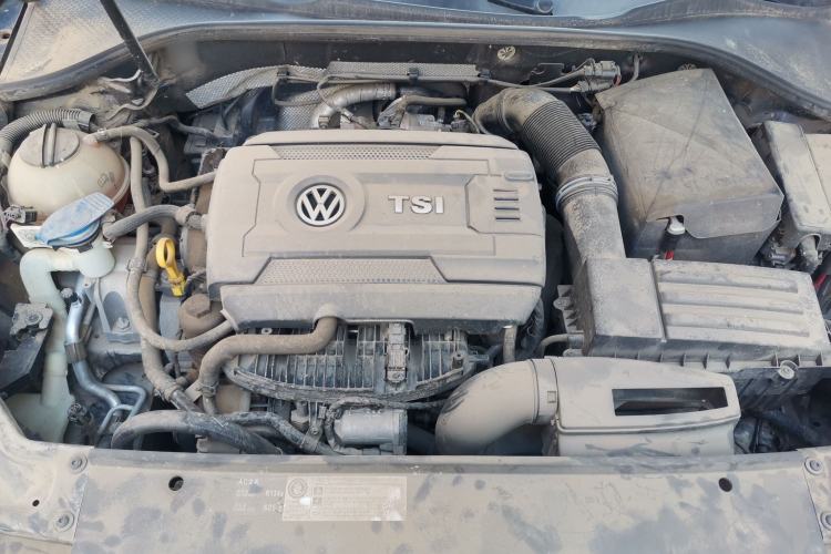 Used Volkswagen Passat 2016 330TSI DSG Luxury Edition Engine Bay