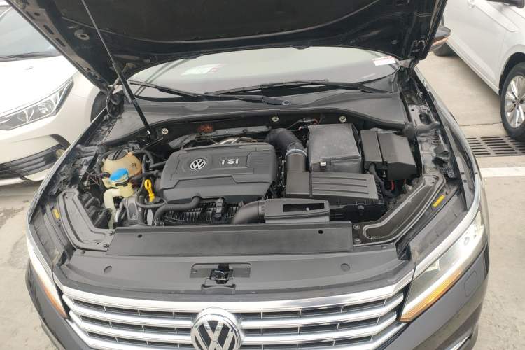 Used Volkswagen Passat 2016 330TSI DSG Prestige Edition Engine Bay