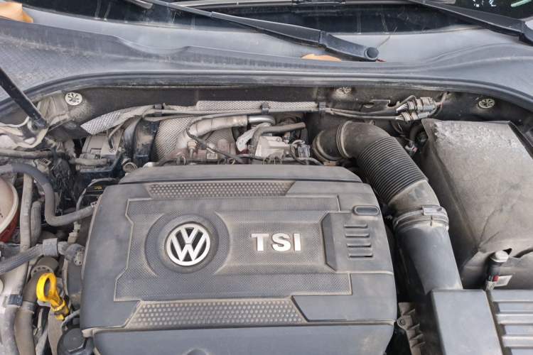 Used Volkswagen Passat 2016 330TSI DSG Prestige Edition Engine Bay