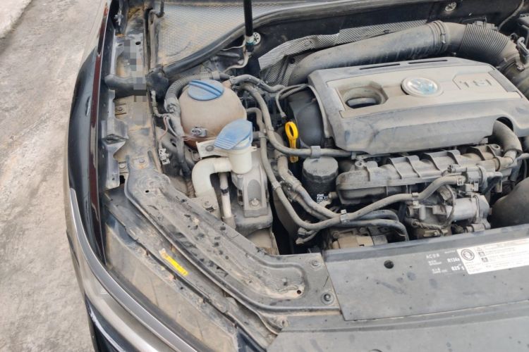Used Volkswagen Passat 2016 1.8T Government Procurement Version (CEA Engine + 6AT) Engine Bay Right