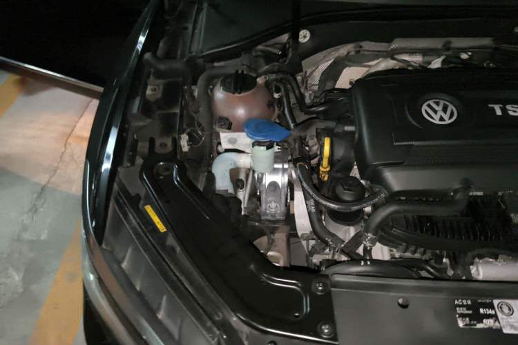 Used Volkswagen Passat 2016 330TSI DSG Prestige Edition Engine Bay Right