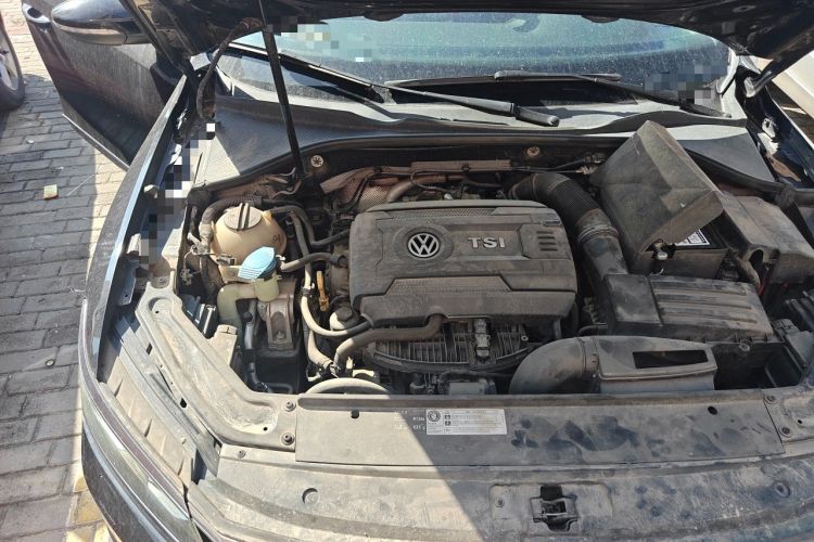 Used Volkswagen Passat 2016 380TSI DSG Ultimate Edition Engine Bay Right