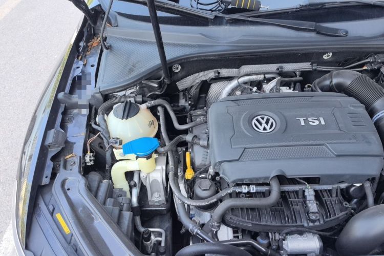 Used Volkswagen Passat 2016 330TSI DSG Prestige Edition Engine Bay Right