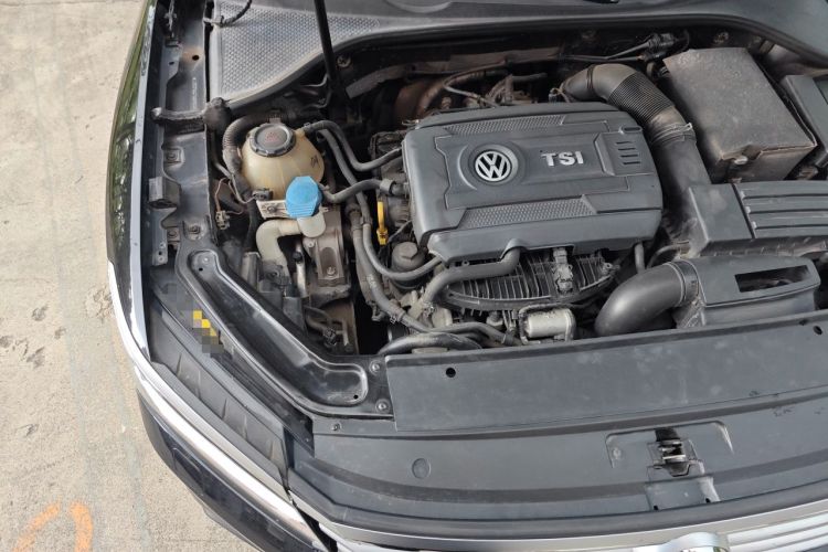 Used Volkswagen Passat 2016 330TSI DSG Prestige Edition Engine Bay Right