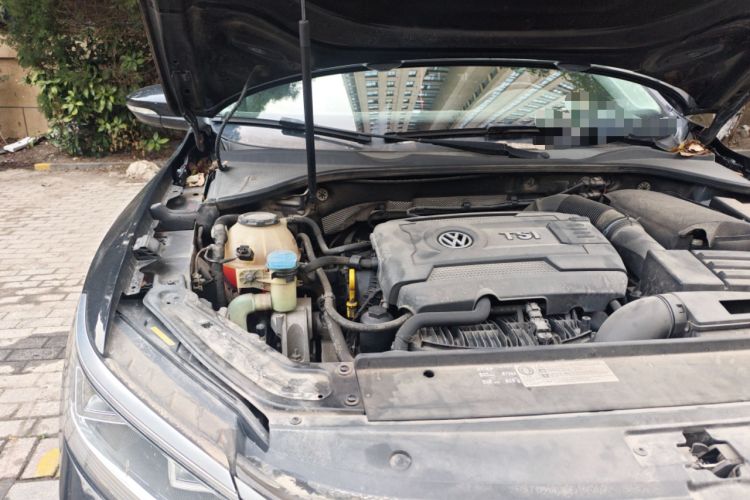 Used Volkswagen Passat 2016 330TSI DSG Prestige Edition Engine Bay Right
