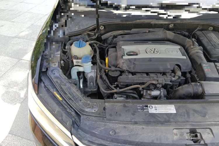 Used Volkswagen Passat 2016 330TSI DSG Luxury Edition Engine Bay Right