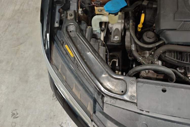 Used Volkswagen Passat 2016 330TSI DSG Prestige Edition Engine Bay Right