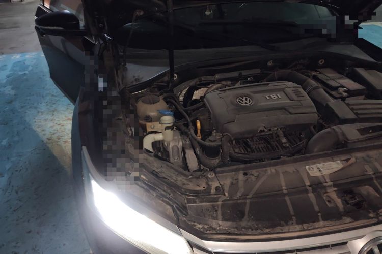 Used Volkswagen Passat 2016 330TSI DSG Luxury Edition Engine Bay Right
