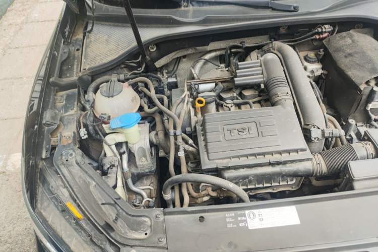 Used Volkswagen Passat 2016 280TSI DSG Prestige Edition Engine Bay Right