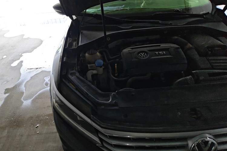 Used Volkswagen Passat 2016 330TSI DSG Prestige Edition Engine Bay Right