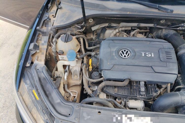 Used Volkswagen Passat 2016 330TSI DSG Luxury Edition Engine Bay Right