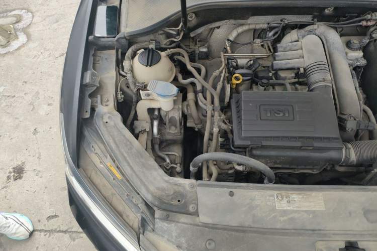 Used Volkswagen Passat 2016 280TSI DSG Prestige Edition Engine Bay Right