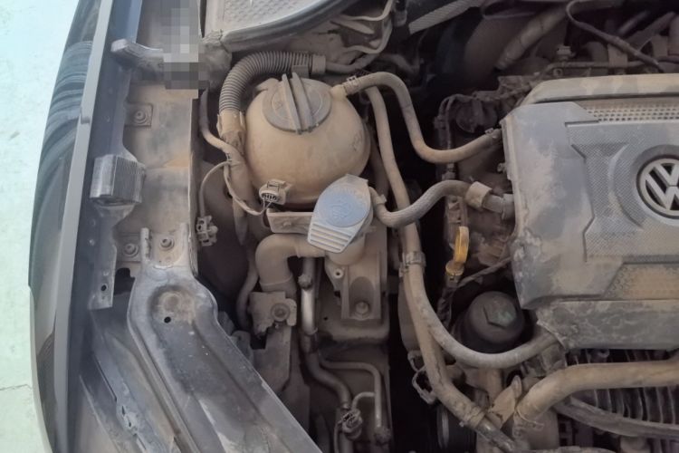Used Volkswagen Passat 2016 330TSI DSG Luxury Edition Engine Bay Right