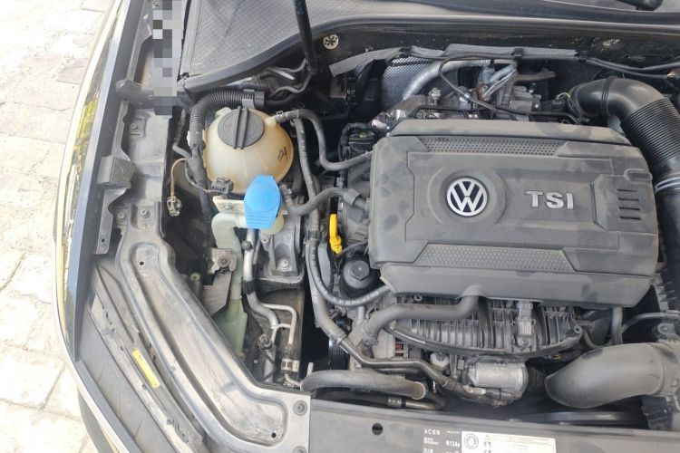 Used Volkswagen Passat 2016 330TSI DSG Luxury Edition Engine Bay Right
