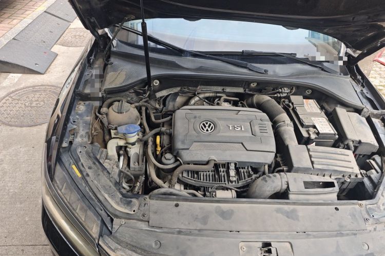 Used Volkswagen Passat 2016 330TSI DSG Prestige Edition Engine Bay Right